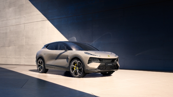 Lotus Eletre Electric SUV Specs Revealed - Up To 905bhp & 600km Range 