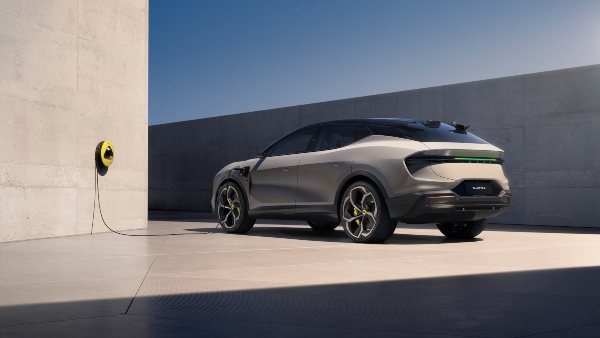 Lotus Eletre Electric SUV Specs Revealed - Up To 905bhp & 600km Range 
