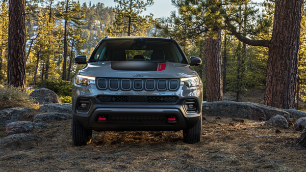 Jeep Compass Prices Hiked Up To Rs 1.80 Lakh 