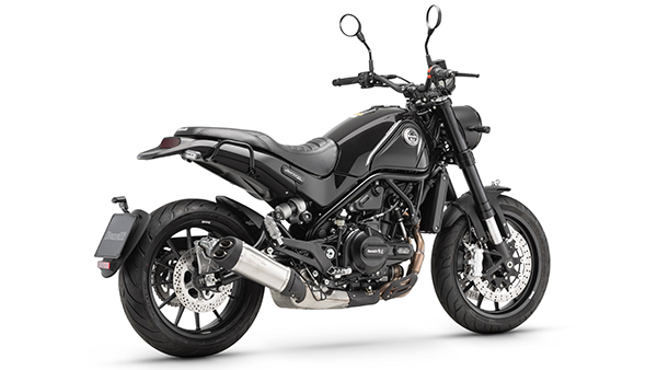 2023 benelli leoncino 500 rear