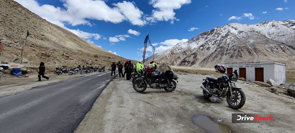 Honda CB350 Sunchasers — A Higher Chase: Roadtripping High In The Mountains Of Ladakh
