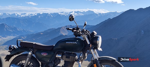 Honda CB350 Sunchasers — A Higher Chase: Roadtripping High In The Mountains Of Ladakh