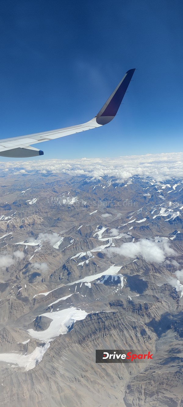 Honda CB350 Sunchasers — A Higher Chase: Roadtripping High In The Mountains Of Ladakh