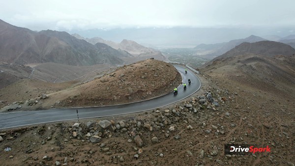 Honda CB350 Sunchasers — A Higher Chase: Roadtripping High In The Mountains Of Ladakh