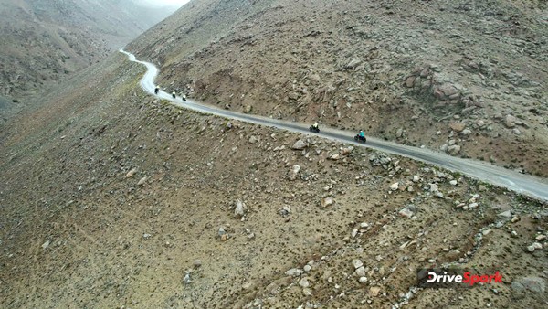 Honda CB350 Sunchasers — A Higher Chase: Roadtripping High In The Mountains Of Ladakh