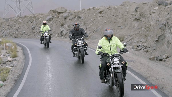 Honda CB350 Sunchasers — A Higher Chase: Roadtripping High In The Mountains Of Ladakh