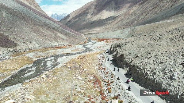 Honda CB350 Sunchasers — A Higher Chase: Roadtripping High In The Mountains Of Ladakh