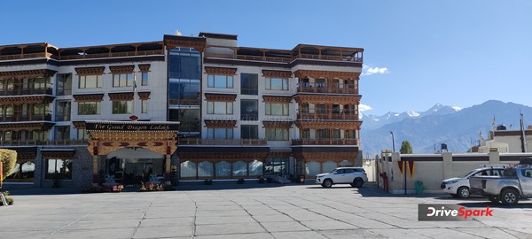 Honda CB350 Sunchasers — A Higher Chase: Roadtripping High In The Mountains Of Ladakh