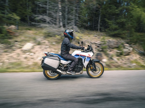 EICMA 2022: Honda XL750 Transalp Revealed - A Legend Returns