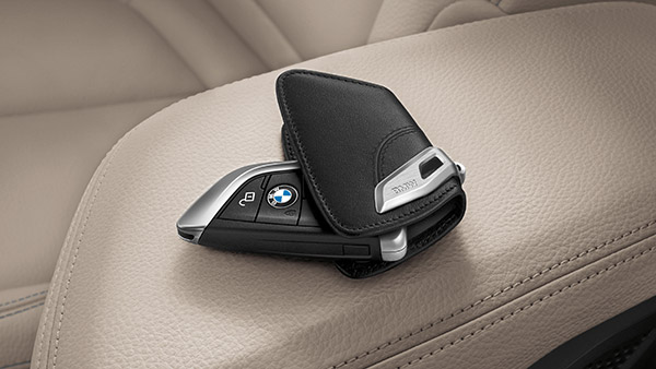 Modern Car Key Fob – 8 Secret Tricks & Tips