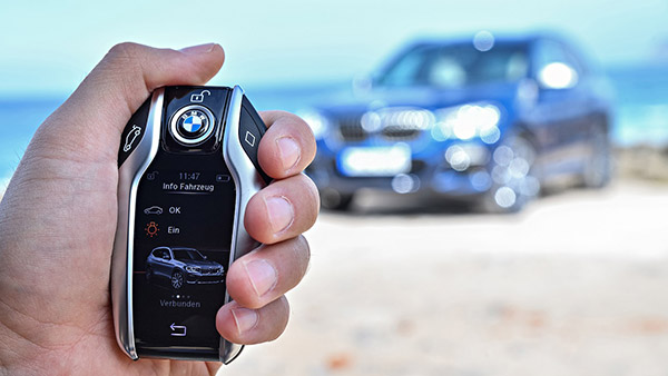 Modern Car Key Fob – 8 Secret Tricks & Tips