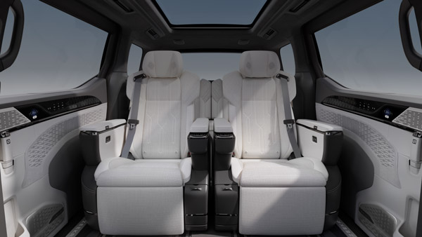 The Zeekr 009 Is A Massive Electric Luxury MPV With 822km Range The Zeekr 009 Is A Massive Electric Luxury MPV With 822km Range