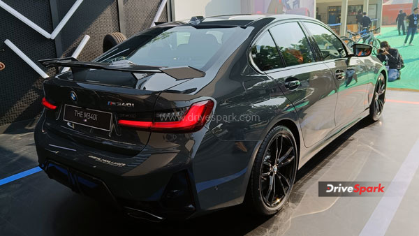 2023 bmw m340i rear three quarter profile