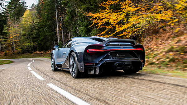 bugatti chiron profilee rear running shot