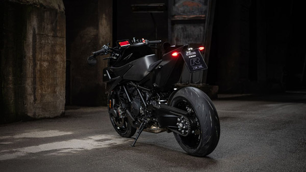 brabus 1300 r edition 23 rear