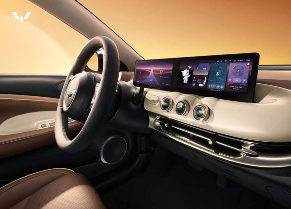 Check Out This EV With Inflatable Bed – Interior