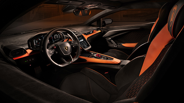lamborghini revuelto interior