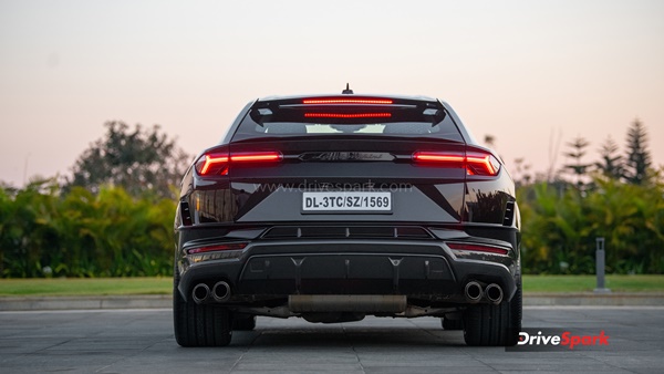 lamborghini urus performante review rear design