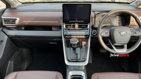 Toyota Innova Hycross VX(O) Launched At Rs 26.73 Lakh – Interior