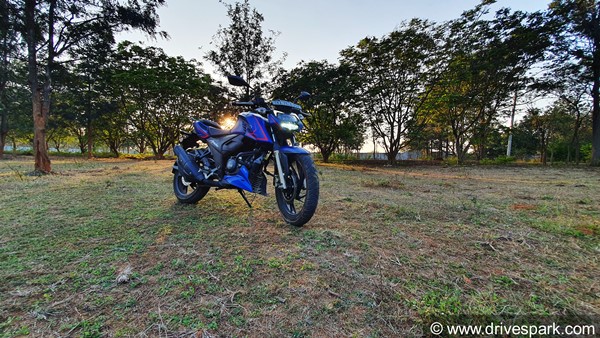 2023 Bajaj Pulsar NS200 Vs TVS Apache RTR 200 4V - 5