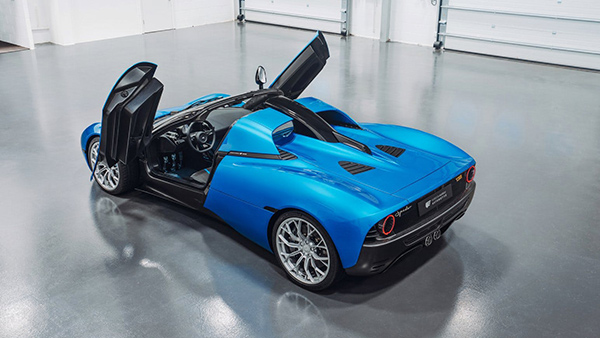 Gordon Murray Automotive T.33 Spider rear three quarter 