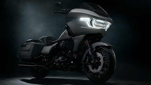 Harley Davidson Road Glide CVO