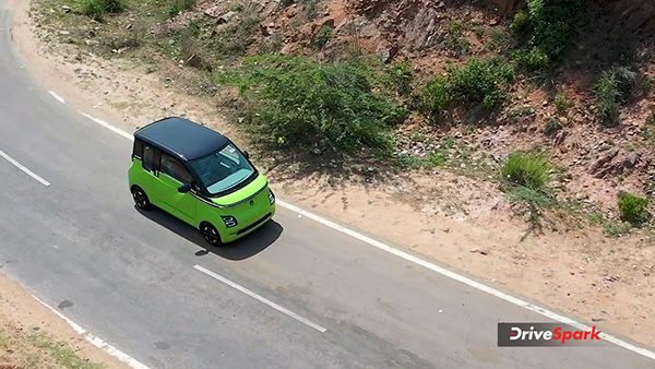 mg comet ev overhead shot