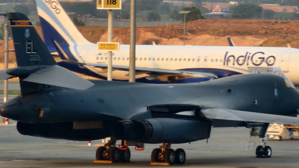 usaf b1-b lancer usaf b1-b lancer