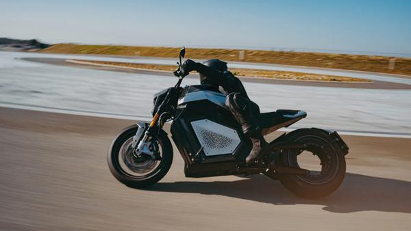 Verge Mika Hakkinen Signature Edition running shot