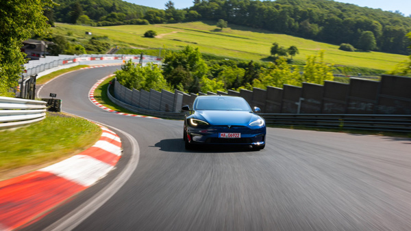 Tesla Model S Plaid Track Pack Nurburgring EV Record 