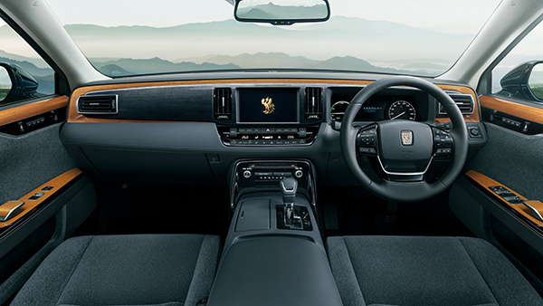 toyota-century-interior
