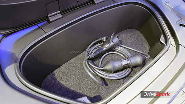 Volvo C40 Charging Cable