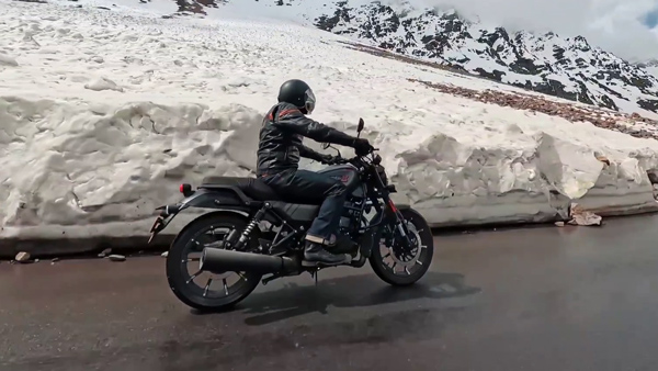 Harley-Davidson X440 side