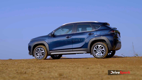 Maruti Suzuki Fronx Side