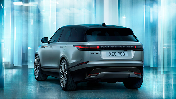 range-rover-velar-facelift-rear