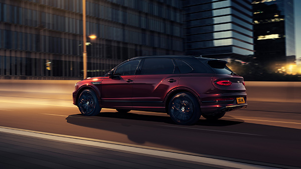 Bentley Bentayga Extended Wheelbase Mulliner Running Shot