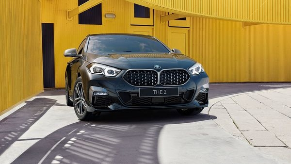 BMW 220i M Performance Edition