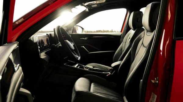 2024 Volkswagen Tiguan Interior