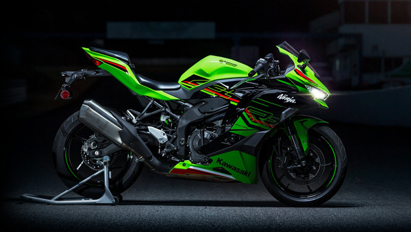 Kawasaki ZX-4R Side