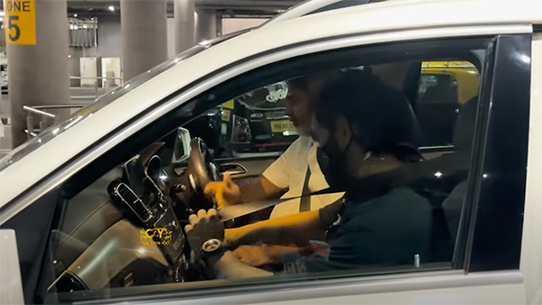 MS Dhoni’s Seatbelt Gesture Wins The Internet Image 2