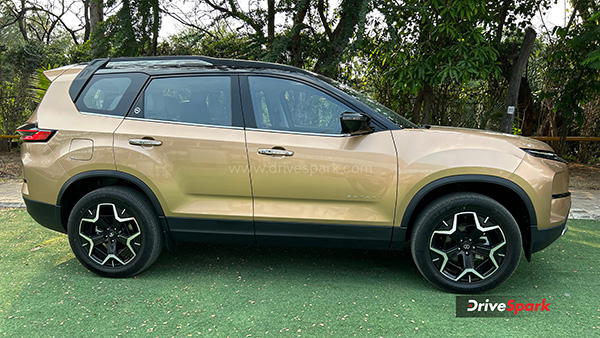 Tata Safari Facelift SUV Side Tata Safari Facelift SUV Side