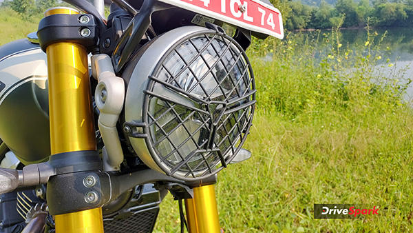 Triumph Scrambler 400 X Review headlamp