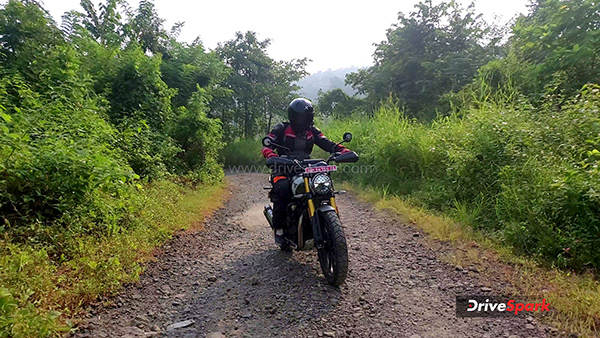 Triumph Scrambler 400 X Review tracking shot offroading