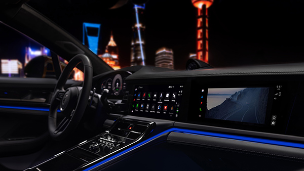 2024 Porsche Panamera interior