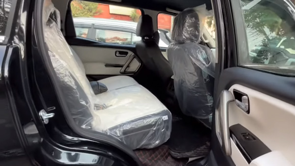 Mahindra Scorpio N Z2 Rear Seat