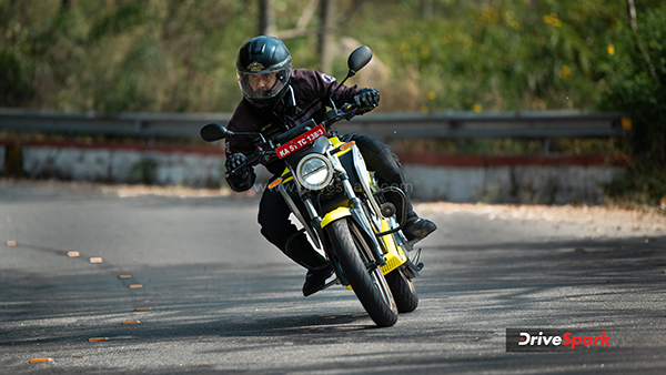 oben rorr review cornering 