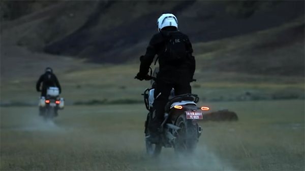 Royal Enfield Himalayan 452 Action Shot - Rear