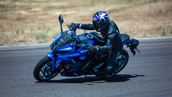  Suzuki GSX-8R