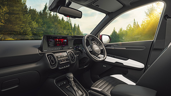 Kia Sonet Facelift: A Refreshing Ride