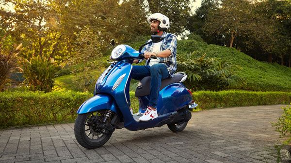 Bajaj Chetak e-Scooter cross 1 lakh sales
